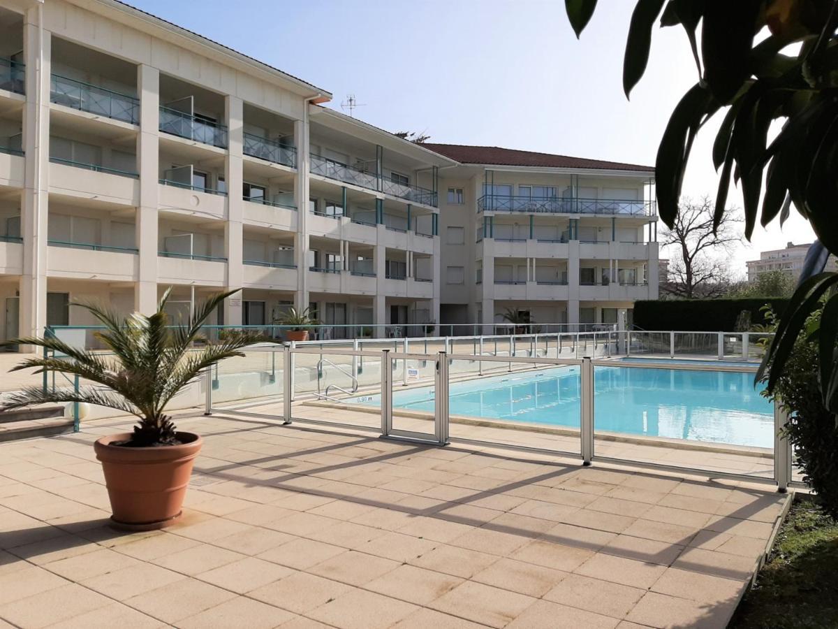 Appartement A Ciboure Avec Terrasse, Piscine Chauffee Et Parking - Ideal Golf Et Plage - Fr-1-239-551 Экстерьер фото